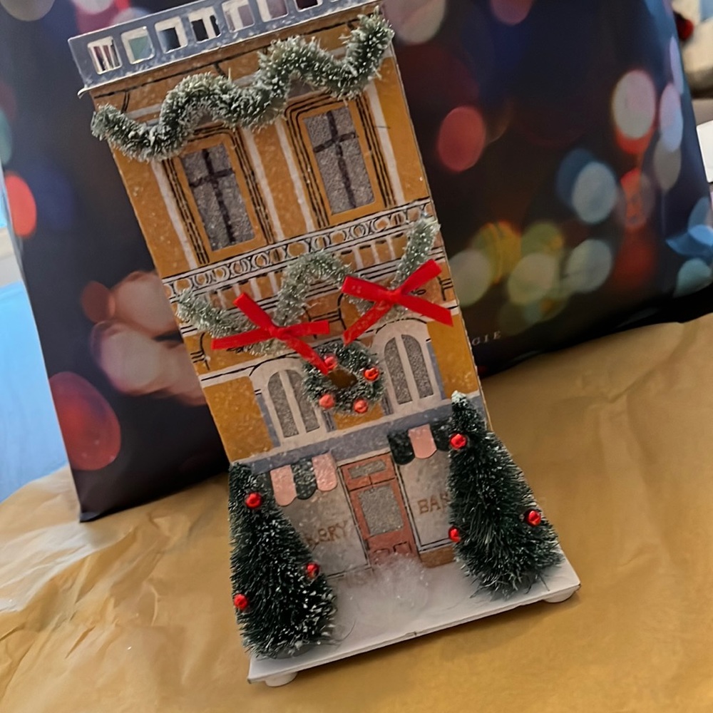 Anthropologie George and Viv Christmas house bakery